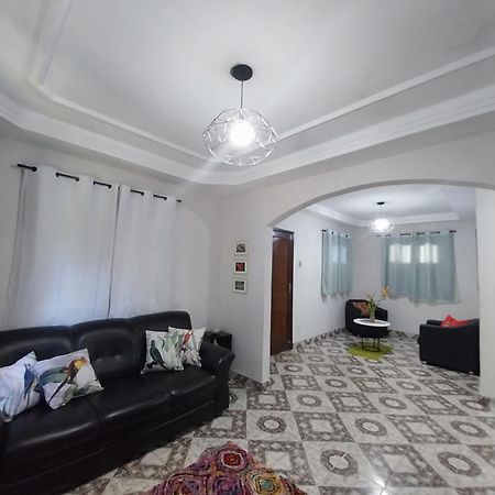 Casa ampla com Wi-Fi e garagem para dois veículos Campos dos Goytacazes Exterior foto