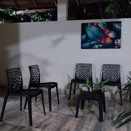 Casa ampla com Wi-Fi e garagem para dois veículos Campos dos Goytacazes Exterior foto
