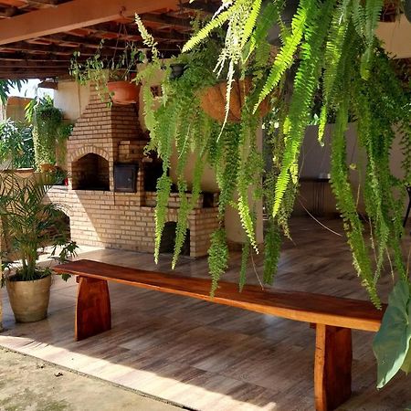 Casa ampla com Wi-Fi e garagem para dois veículos Campos dos Goytacazes Exterior foto